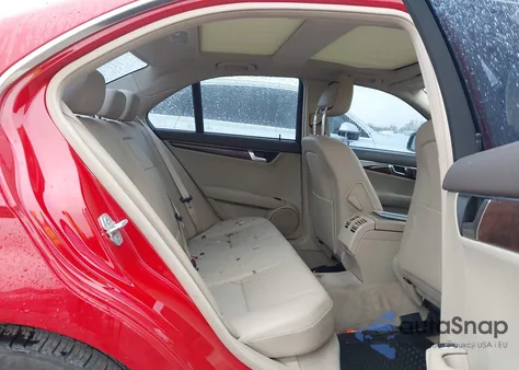 2009 Mercedes-Benz C 300 Luxury/Sport from USA, damaged, VIN WDDGF54X29R072916